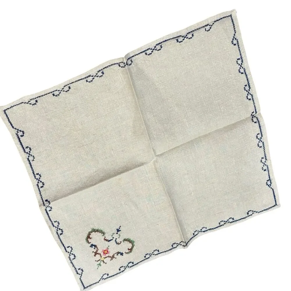 Unbranded vintage hand
