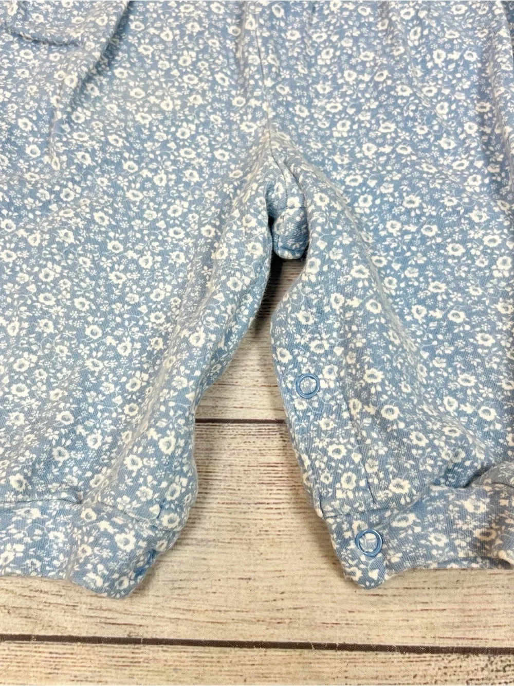 Vintage Oshkosh B’Gosh Girls Blue White Floral Romper Jumpsuit Size 3-6 M 90s