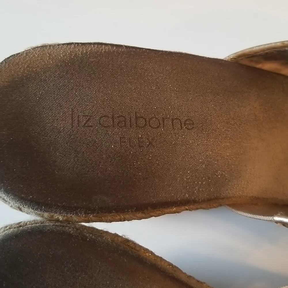 Liz Claiborne liz claiborne