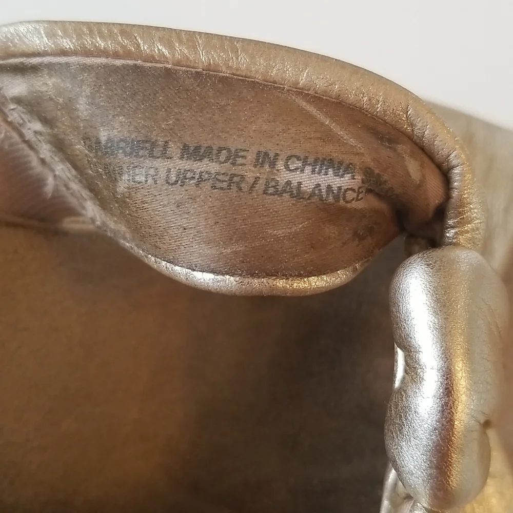 Liz Claiborne liz claiborne