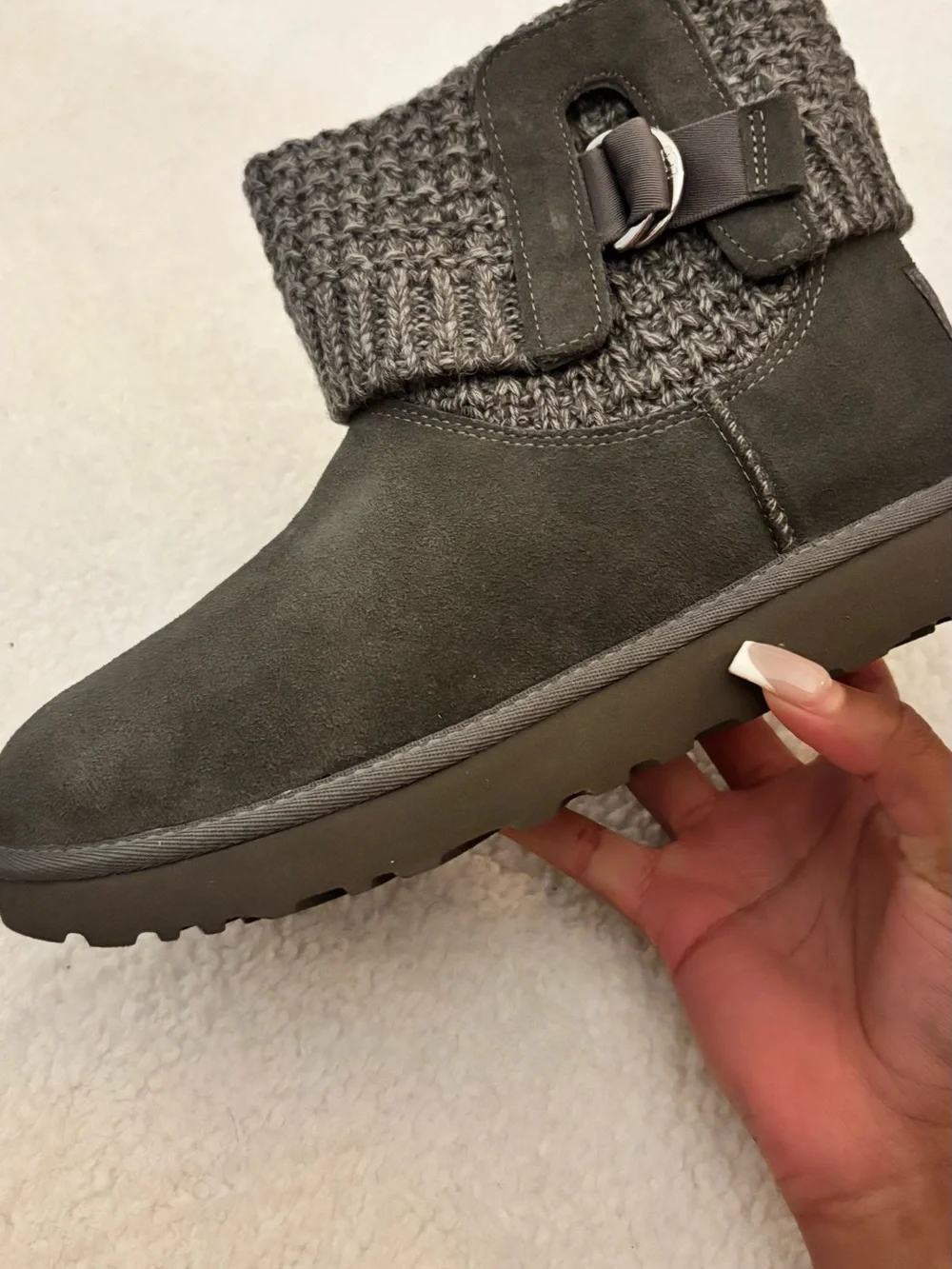UGG ankle never