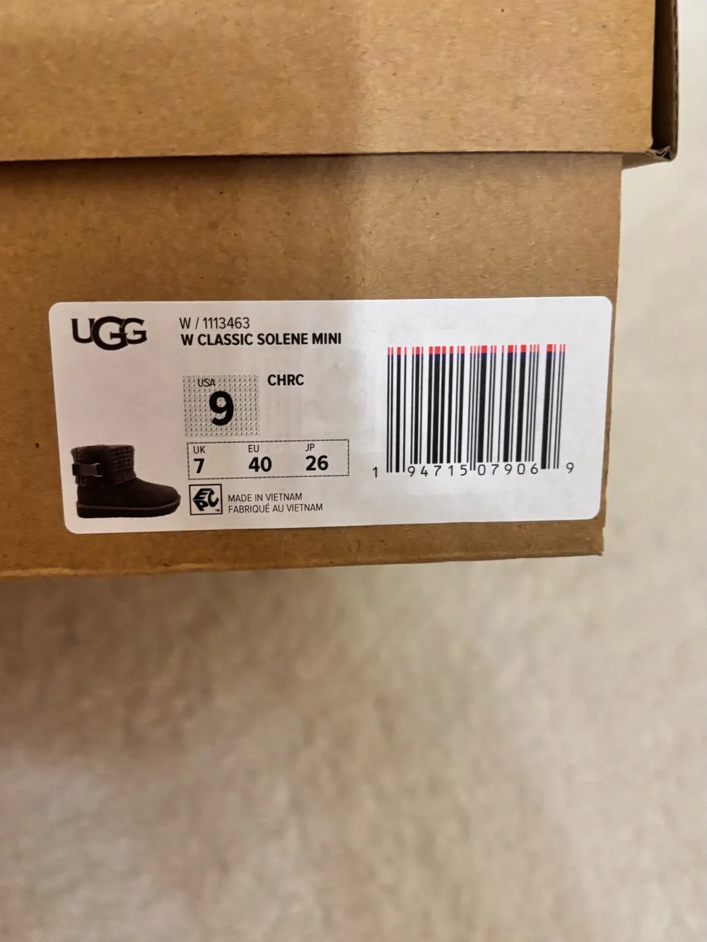 UGG soft style side