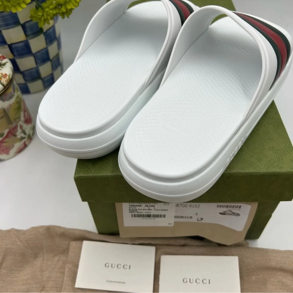 Gucci absolute brand