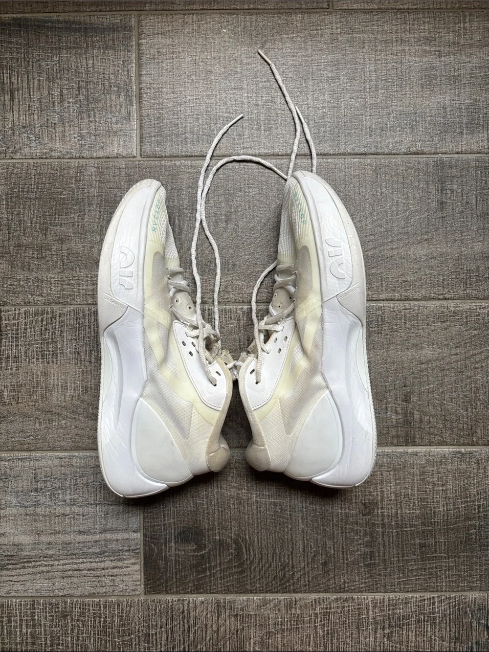 White Jordan Basketball Shoes