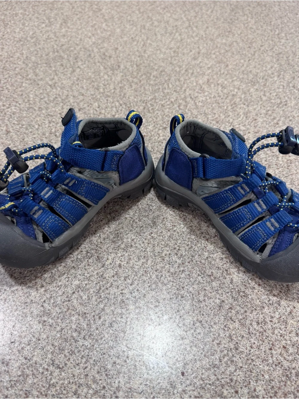 Keen Newport H2 Blue Sandals Kid Size 8 Waterproof Outdoor Hiking Water Sports