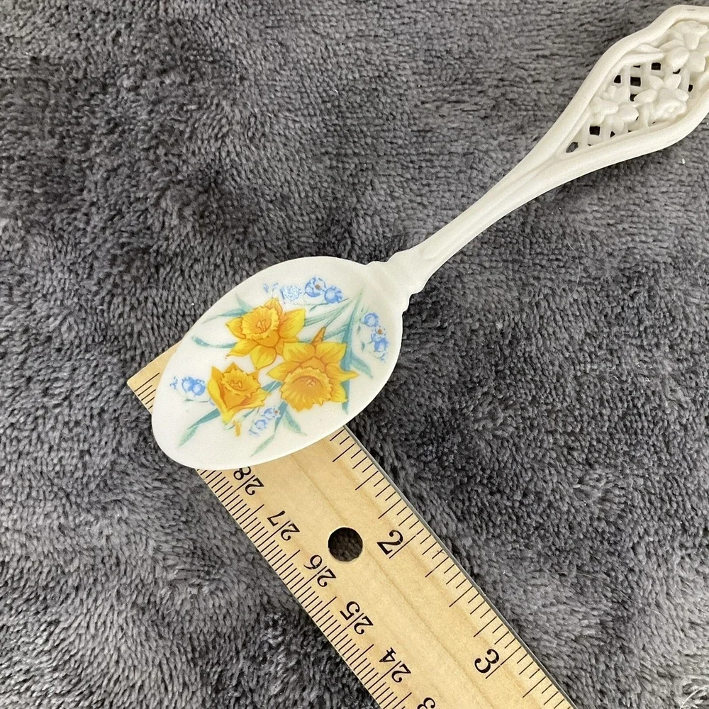 Avon delicate floral