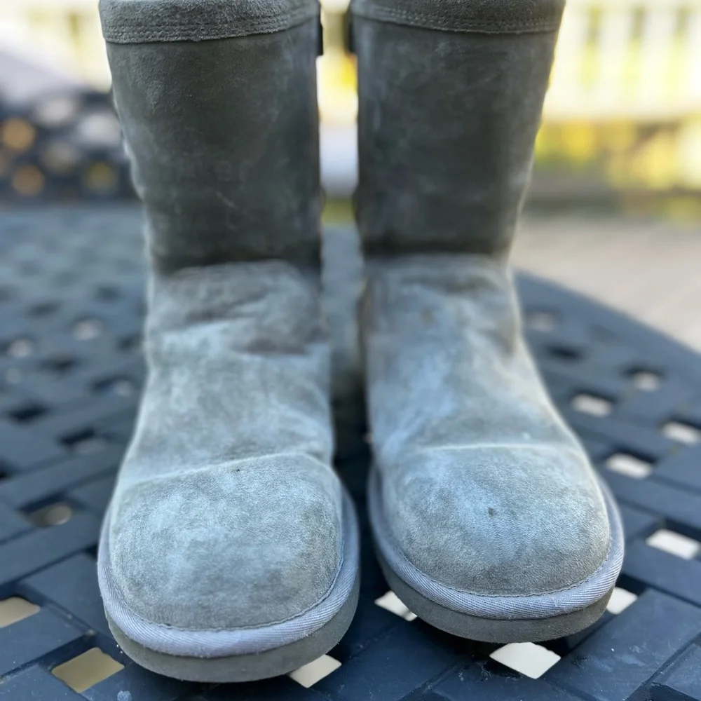 UGG australia genuine