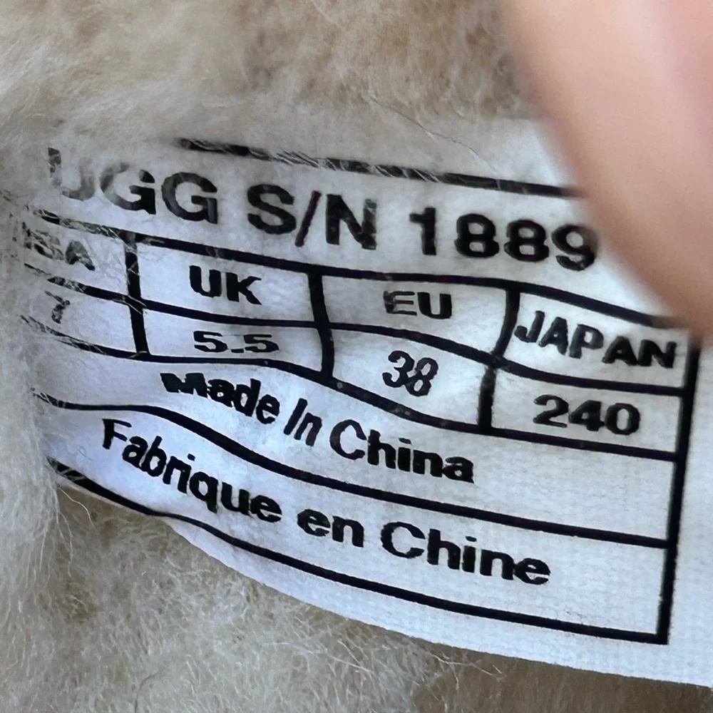 UGG australia genuine