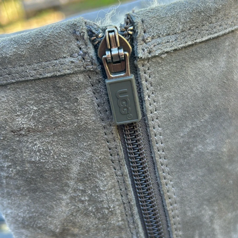 UGG australia genuine