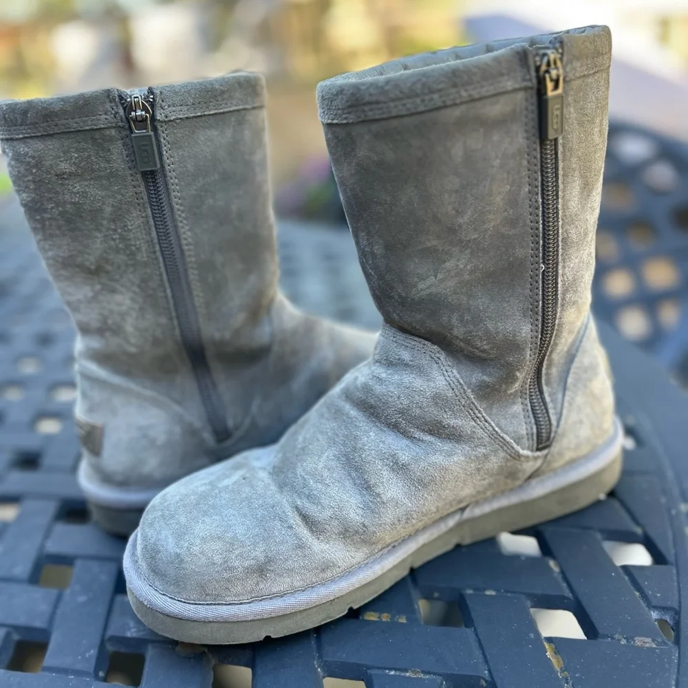 UGG australia genuine