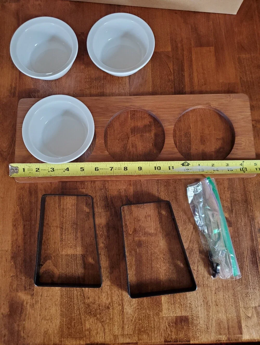 Elevated & Tilted Cat Bowl - Guusii Home