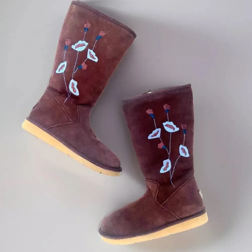 UGG *AUSTRALIA* Embroidered Floral Tall Boots‎ Purple Eggplant SZ 5 Juliette Zip