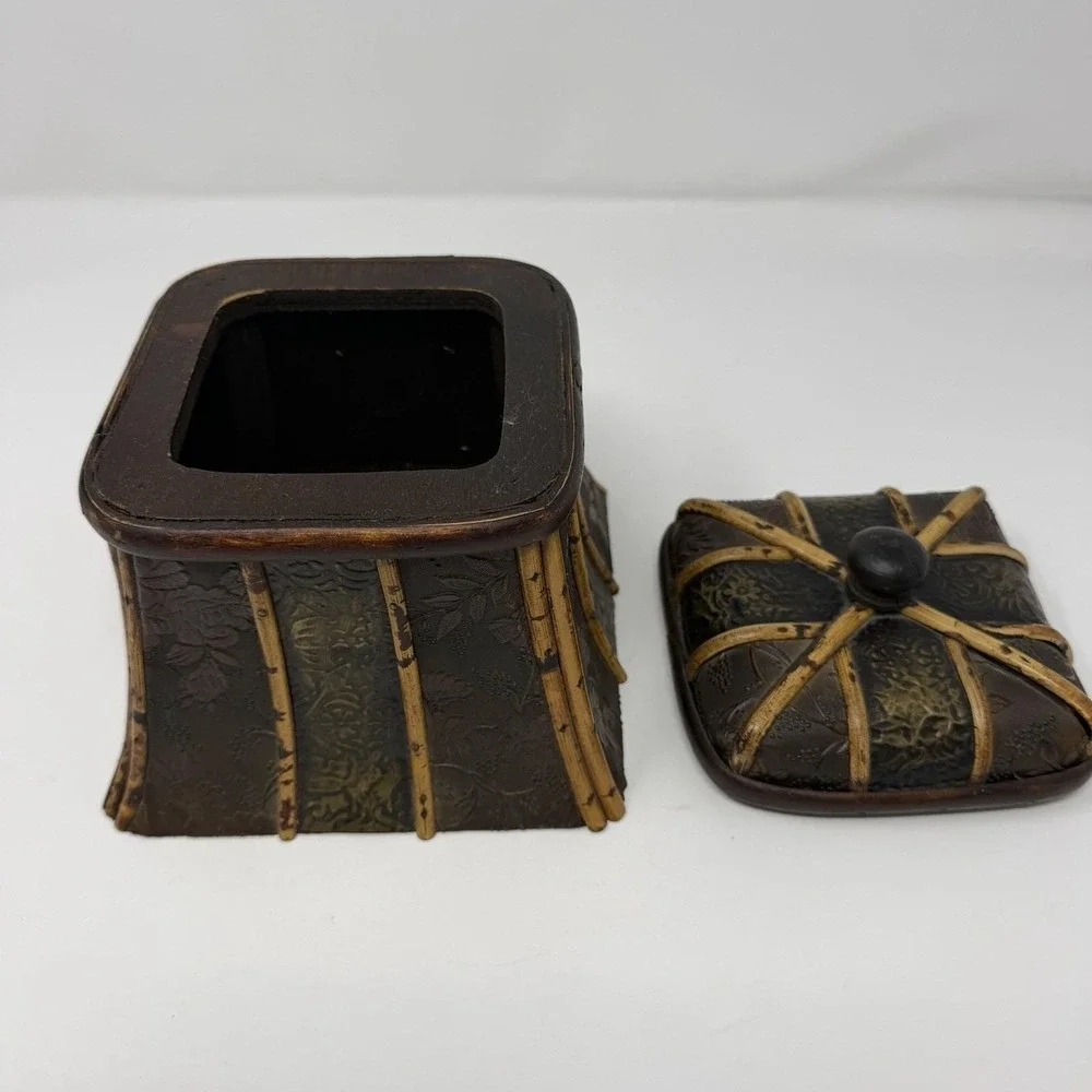 Wooden Ships please carefully