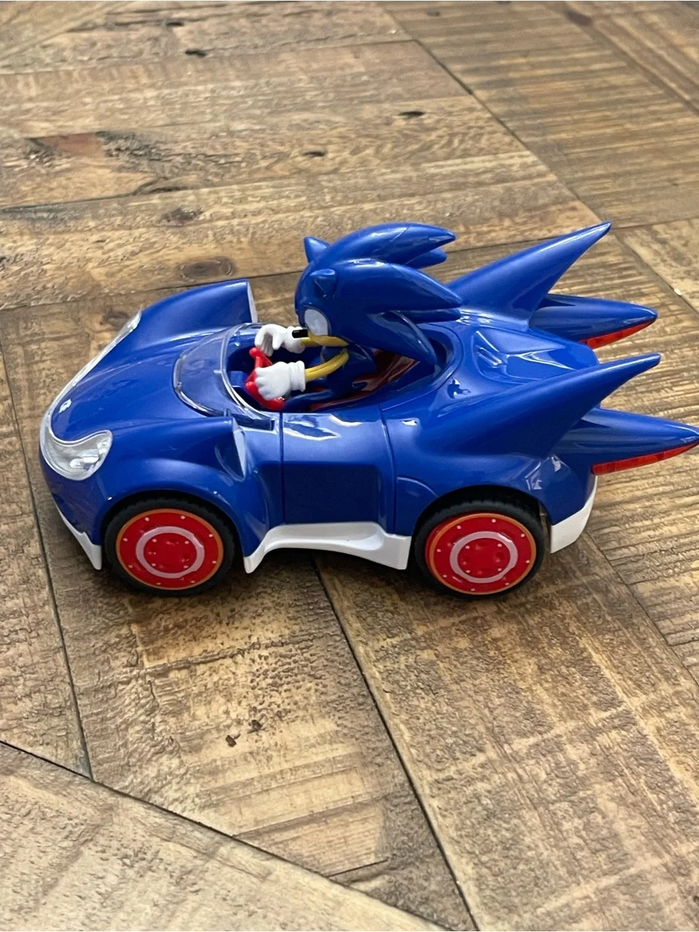 Sonic The Hedgehog officially licensed