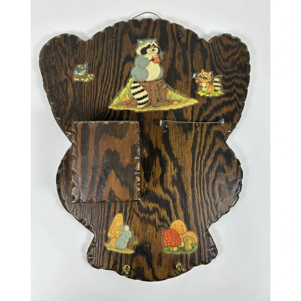 VTG MCM Rustic Wood Wall Mail Holder Key Hooks Mushroom Raccoon Woodland 80s 15