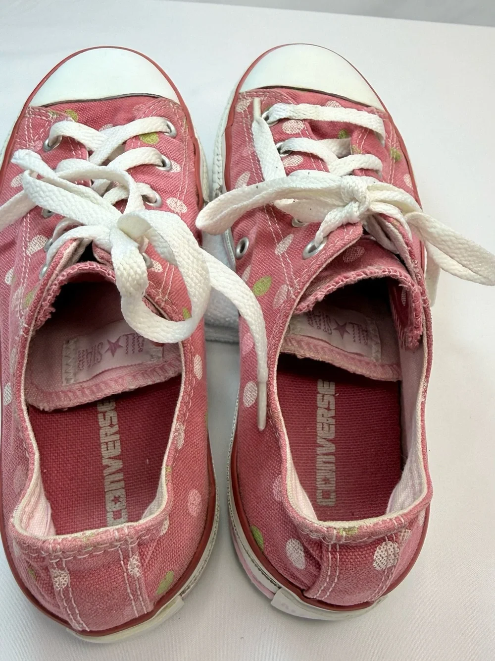 Converse pink canvas