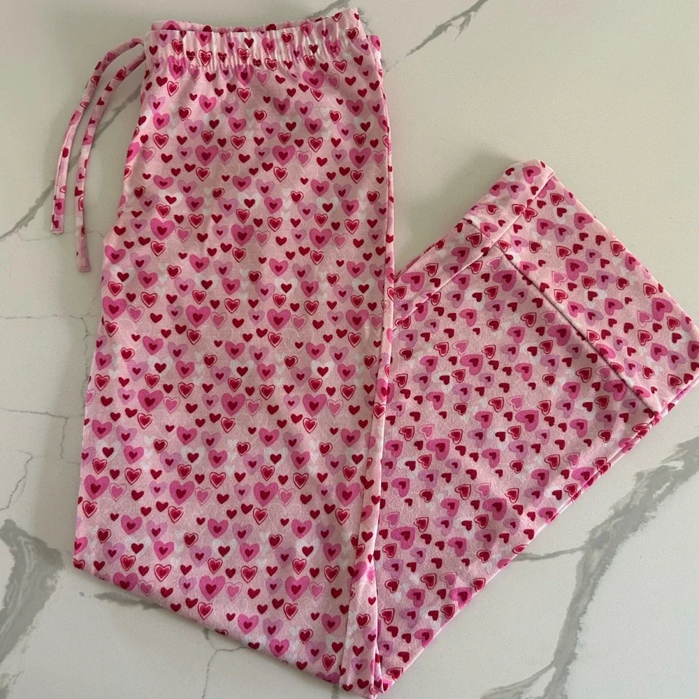 🦋 5/$25 - Old Navy Pajama Pants - Vintage Heart Print - Size 12 (Girls)
