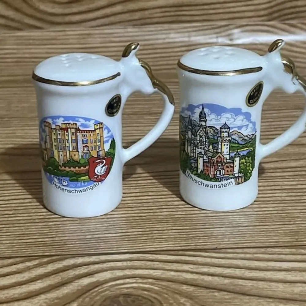 Vintage Mini Beer Stein Salt & Pepper Shakers Made In Germany Neuschwanstein‎