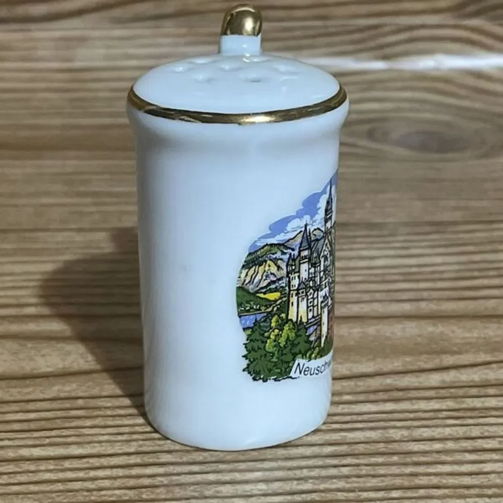 Vintage Mini Beer Stein Salt & Pepper Shakers Made In Germany Neuschwanstein‎
