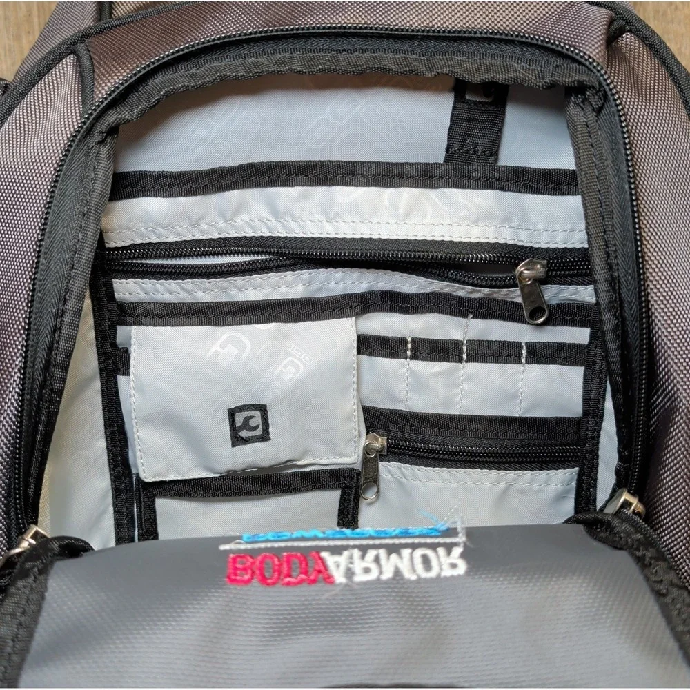OGIO metro tech