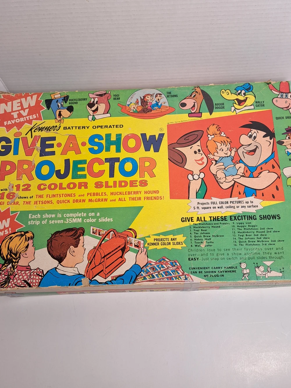 VTG 1963 Kenner Give-A-Show with 12 Hanna-Barbera Cartoon Slides Box is Rough