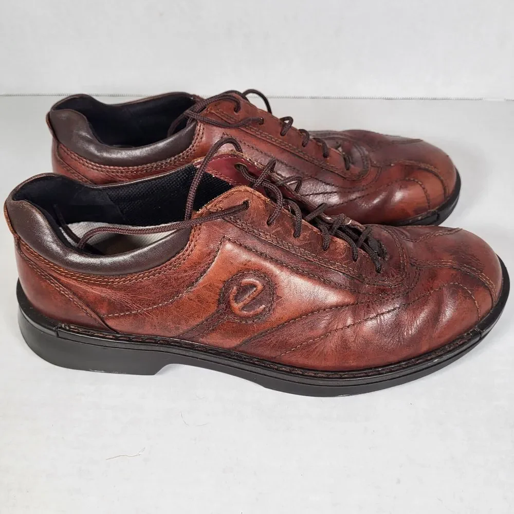 Ecco orders shipped