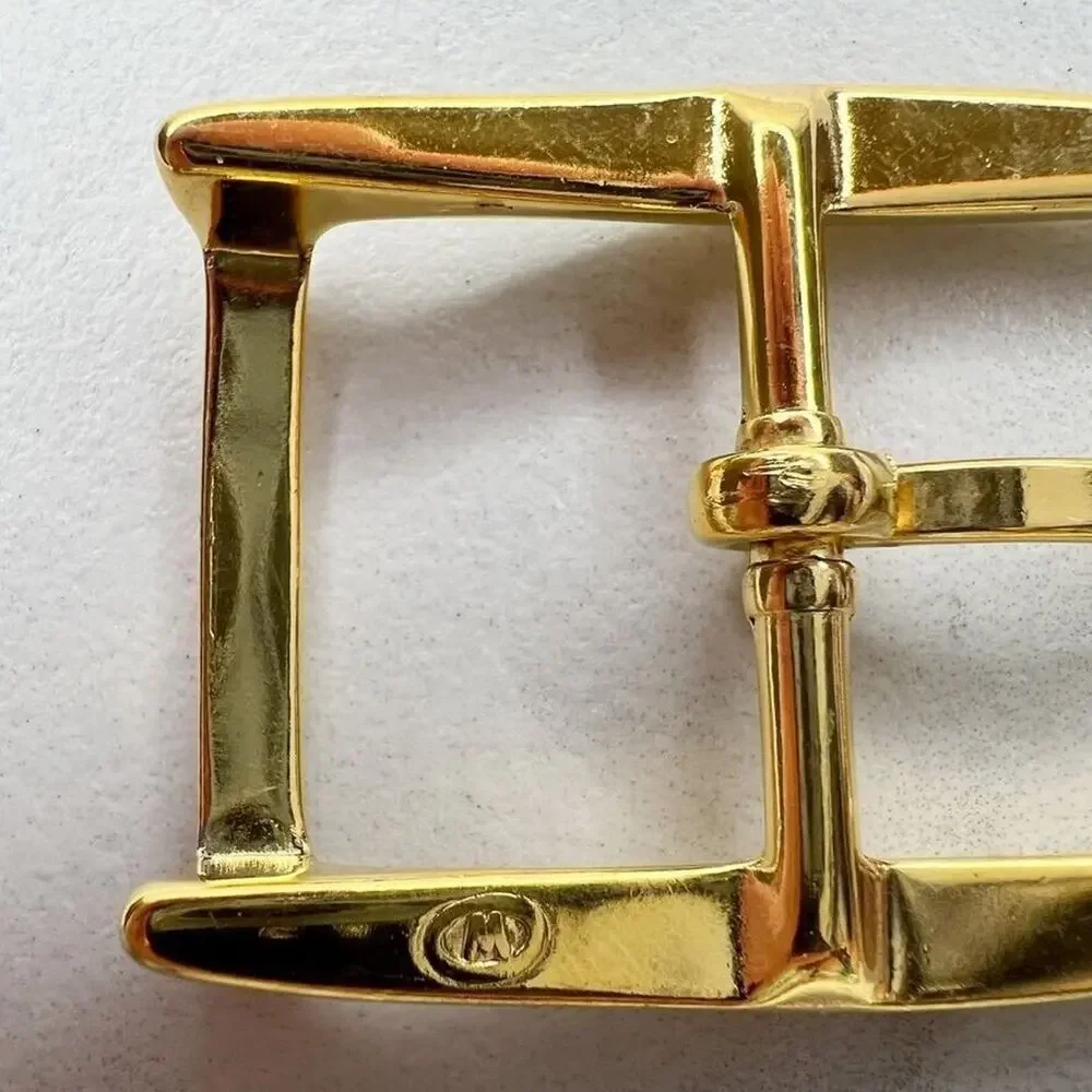 Vintage Gold Tone Simple Basic Belt Buckle for up to 1 Inch Belt