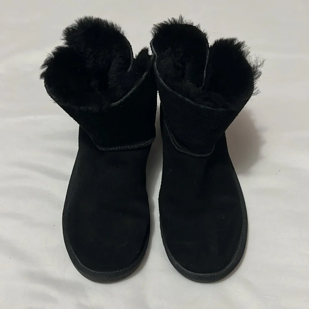 Koolaburra by Ugg Remley Mini Black Suede Boots