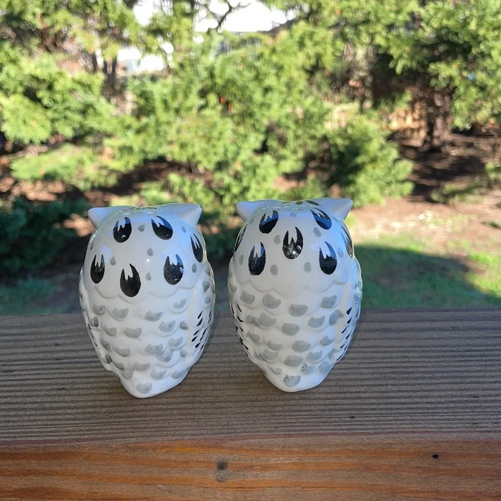unbranded preowned ceramic