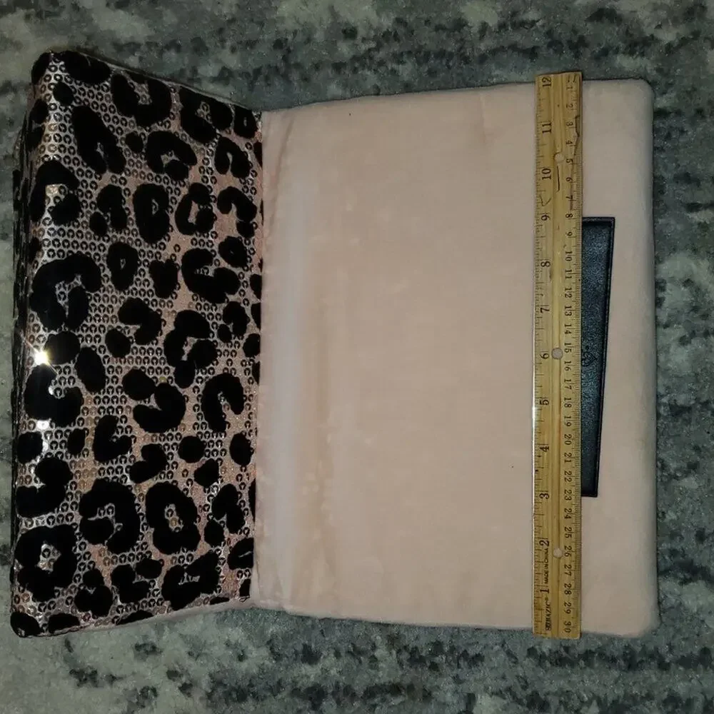 Justice cheetah euc accessory