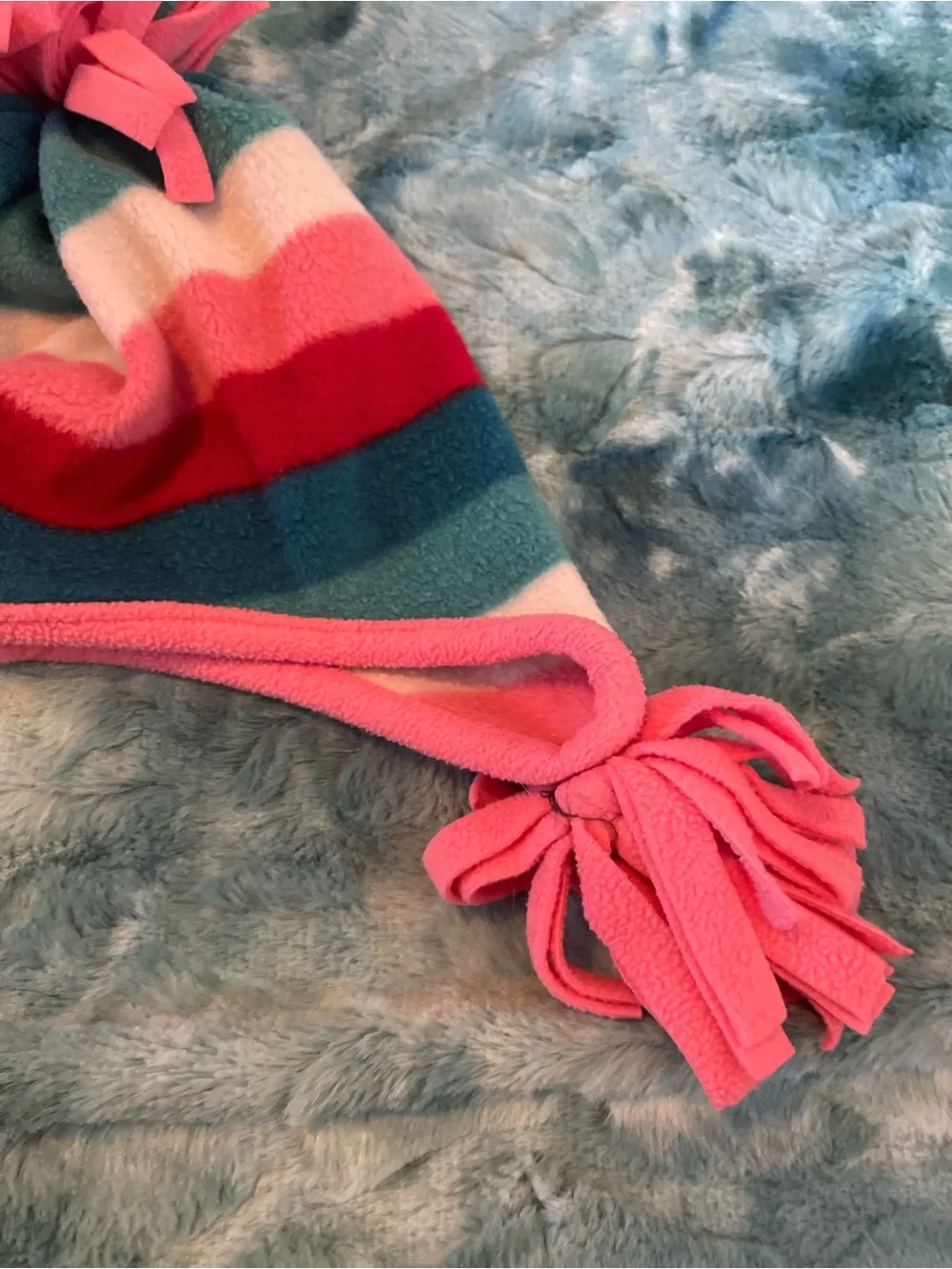 Crazy 8 multicolored hat