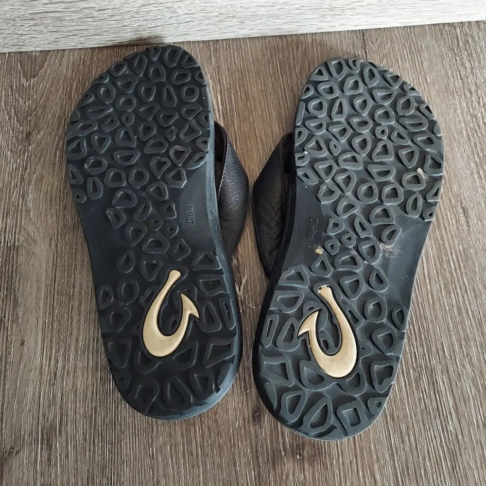 OluKai kupuna leather
