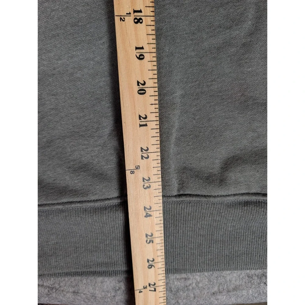 The North Face material keywords sleeve