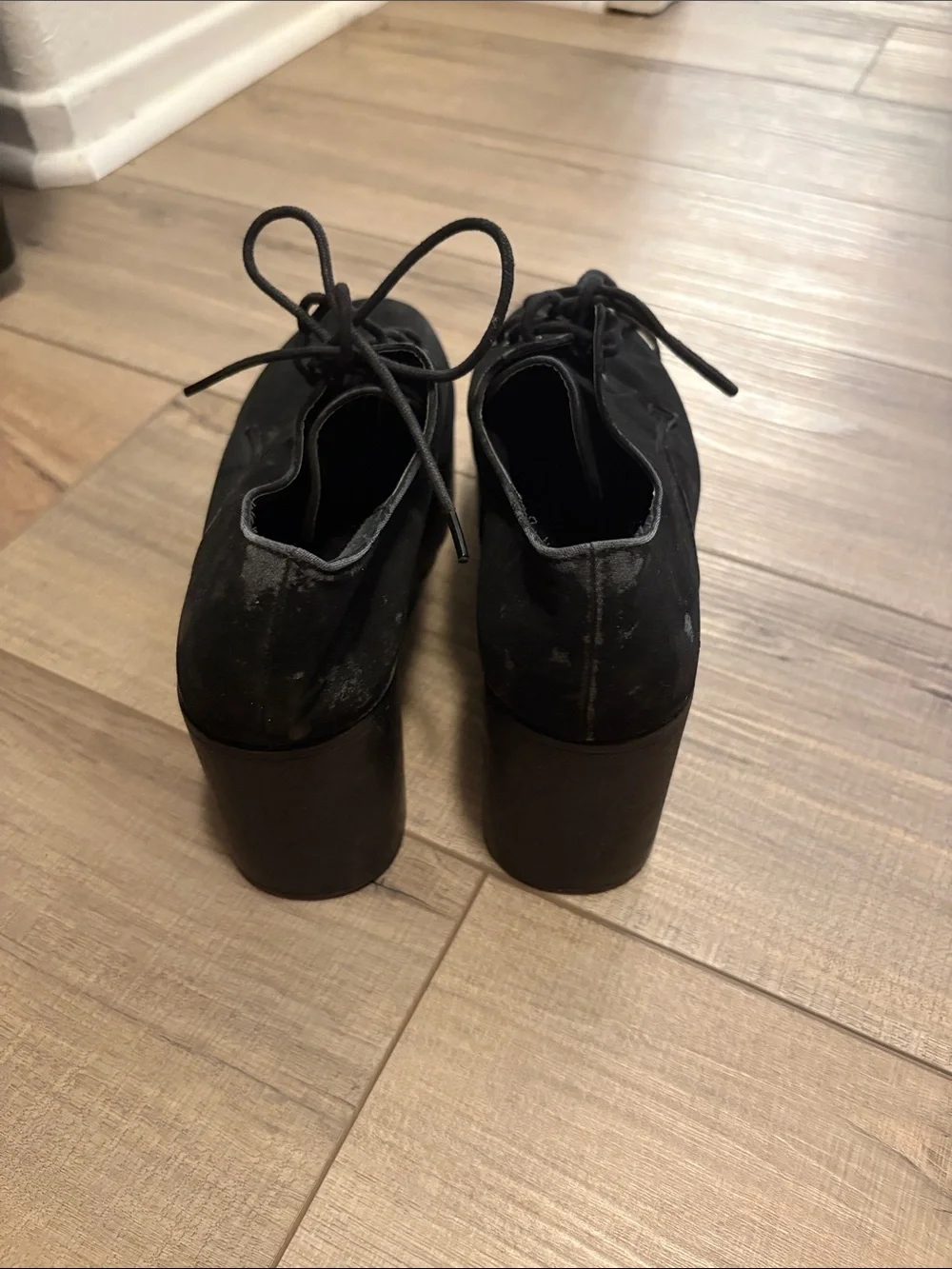 N/A stylish black