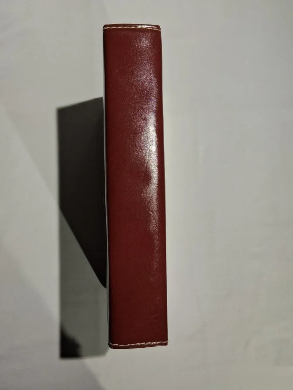 N/A zipper lucite