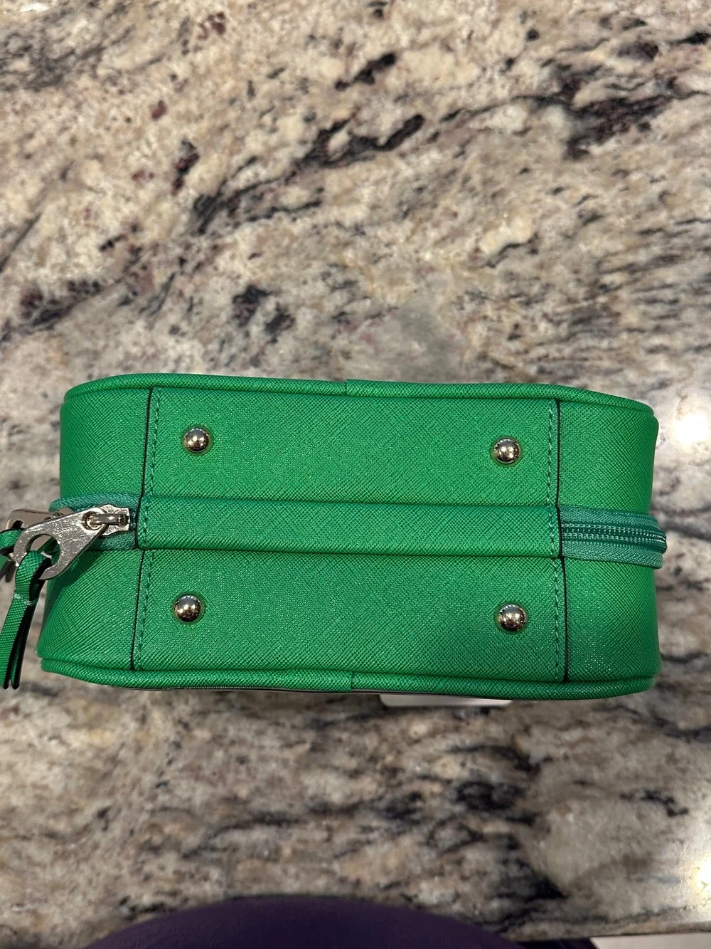 Calpak - LIMITED EDITION Small Clear Cosmetic Case in Green Apple