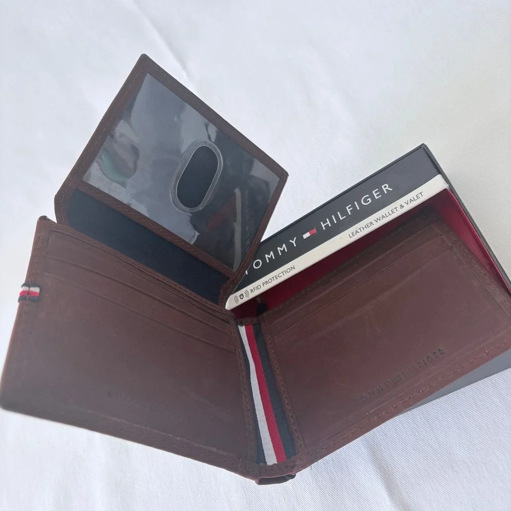 Tommy Hilfiger new box