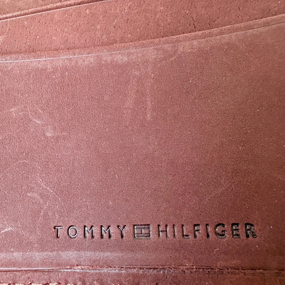 Tommy Hilfiger new box