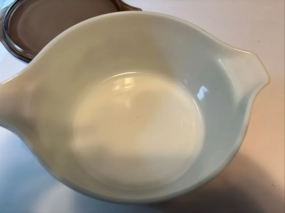 Pyrex quart lid