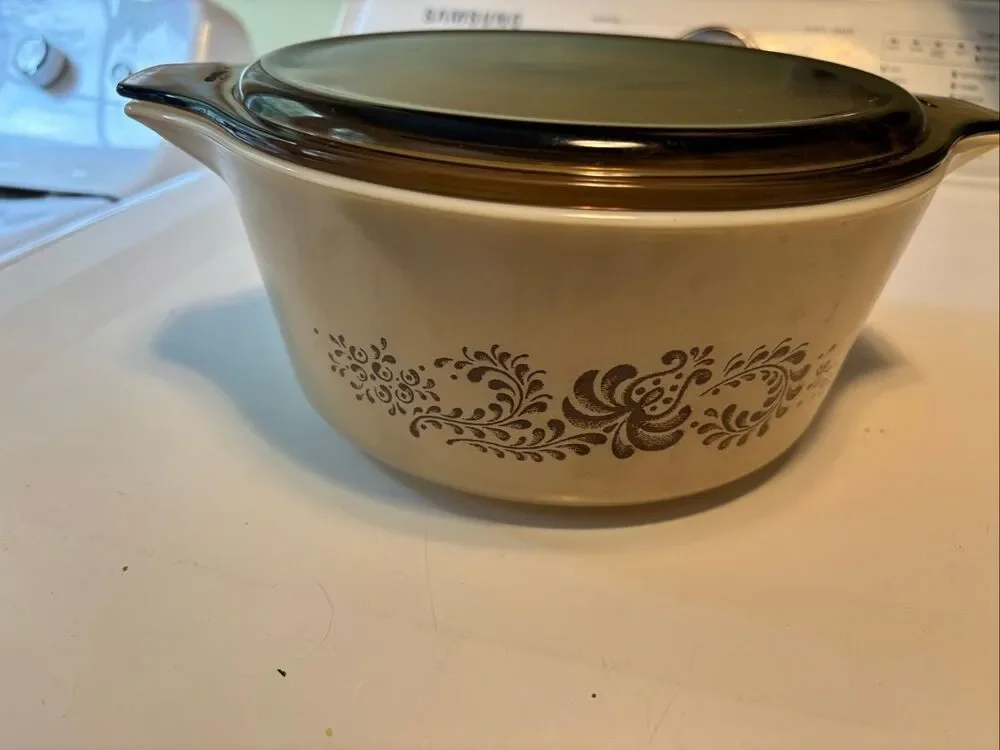 Pyrex quart lid