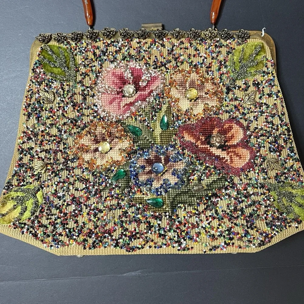 Vintage Soure Bag New York Rose Floral Bead Needlepoint Bag Purse Lucite Handle