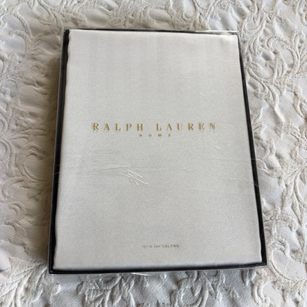 Ralph Lauren Tablecloth Home 70x104 White portrait Tuxedo Herringbone Oblong