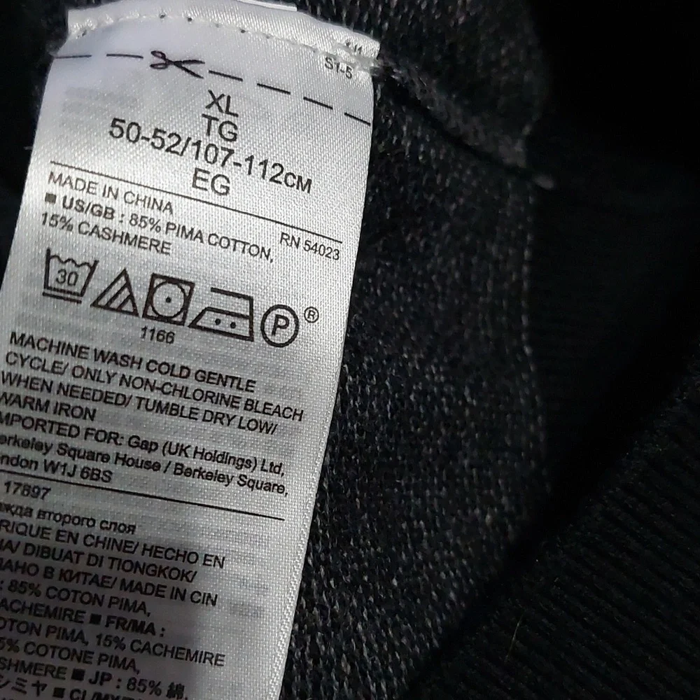 Banana Republic mens banana