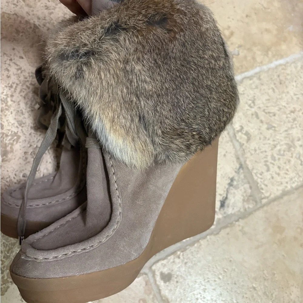 Coach wedge winter