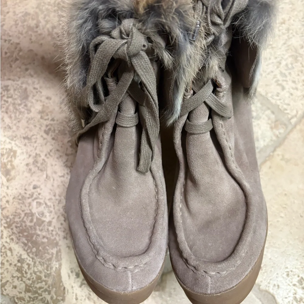 Coach wedge winter