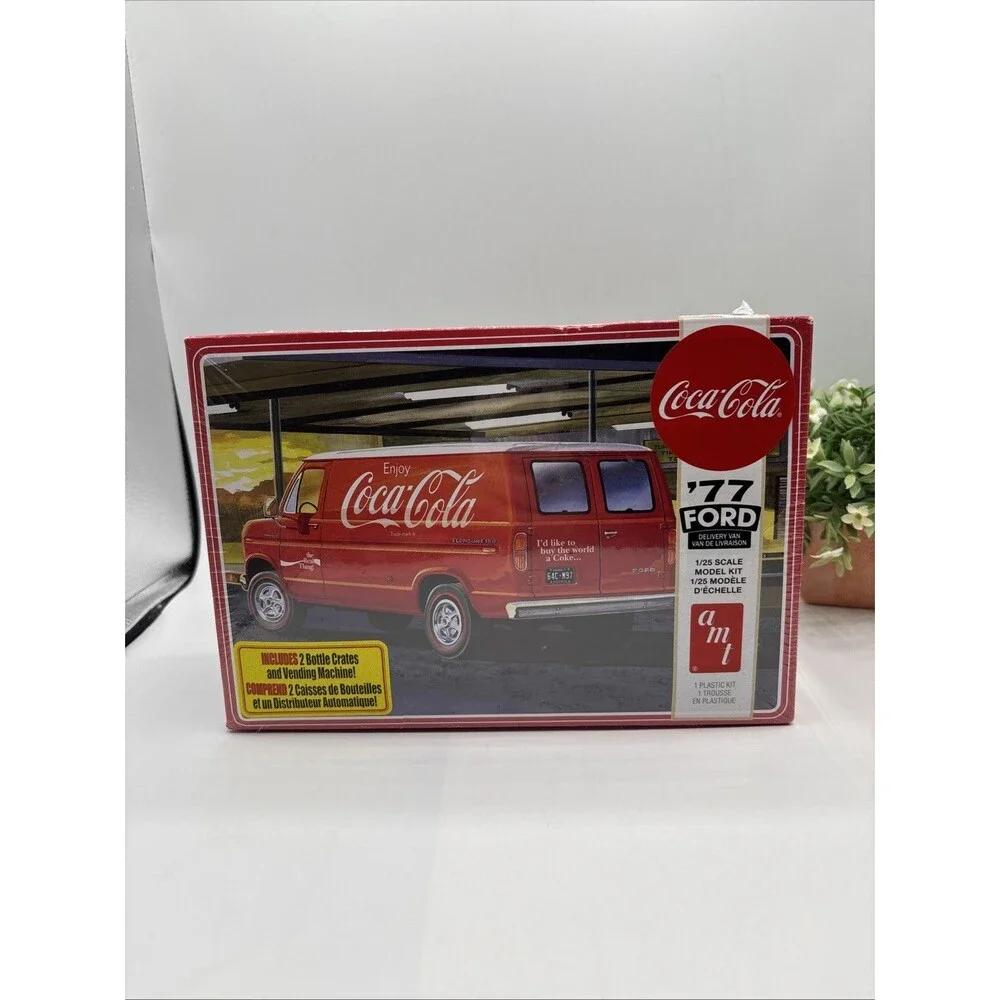 AMT 77 FORD COCA-COLA VAN MODEL CAR AMT1173M/12 SEALED NEW BOY GIRL GIFT FOOD
