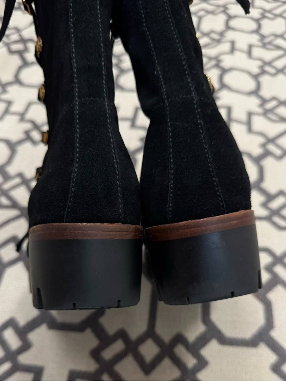 Jeffrey Campbell knits zippers day