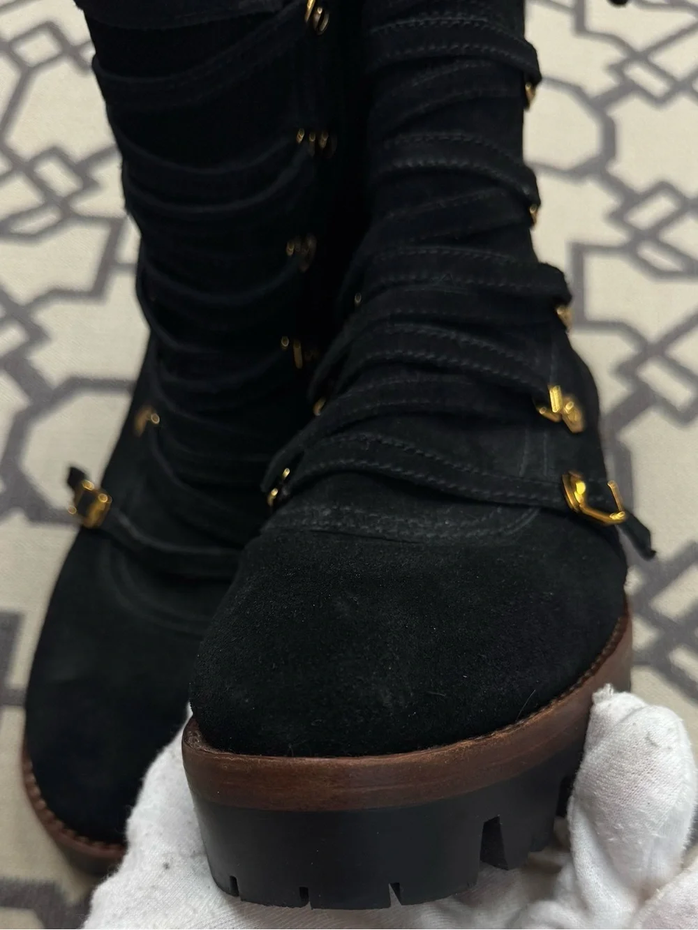 Jeffrey Campbell packing generated