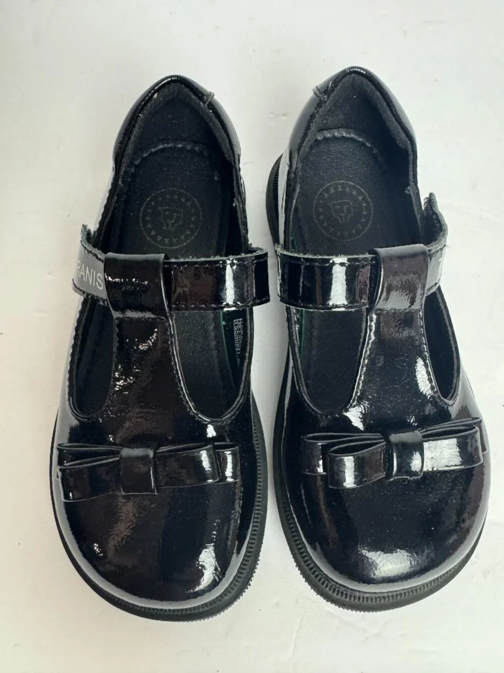 Taranis black shoes
