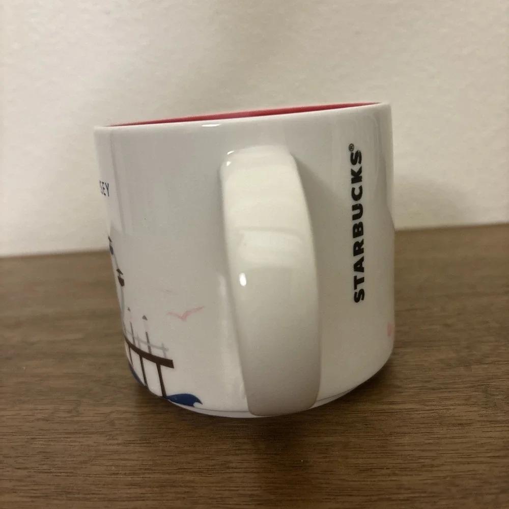Starbucks preowned excellent
